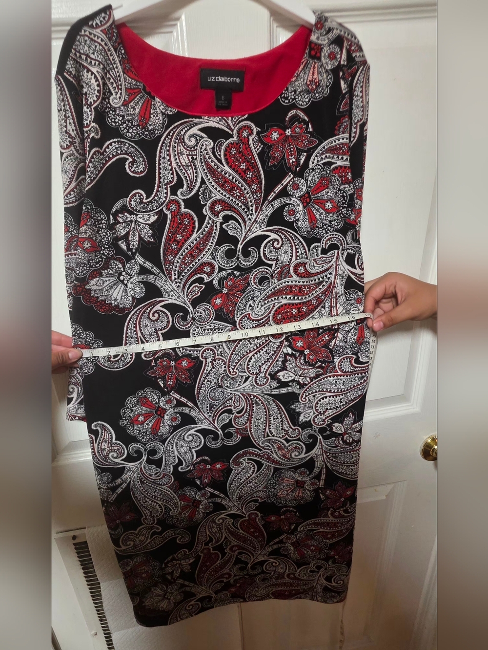 Liz Claiborne Paisley Red and Black Flared Sleeve Size 8 - Picture 3 of 8
